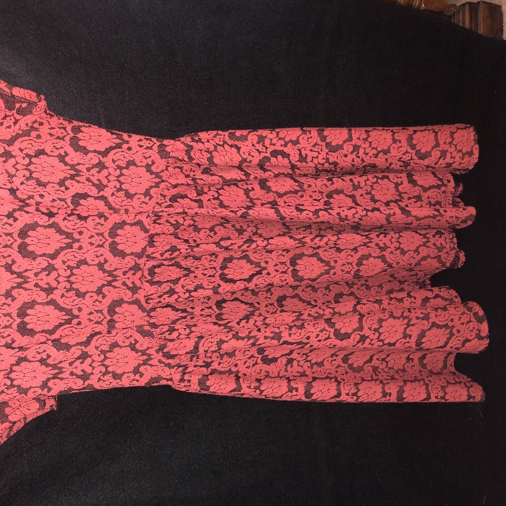 Dress - Picture 3 of 3
